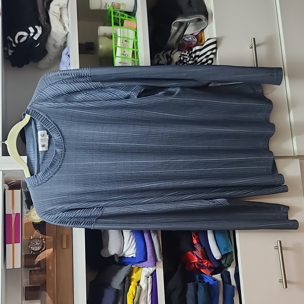 NYC brand, size L, grayish blue color.